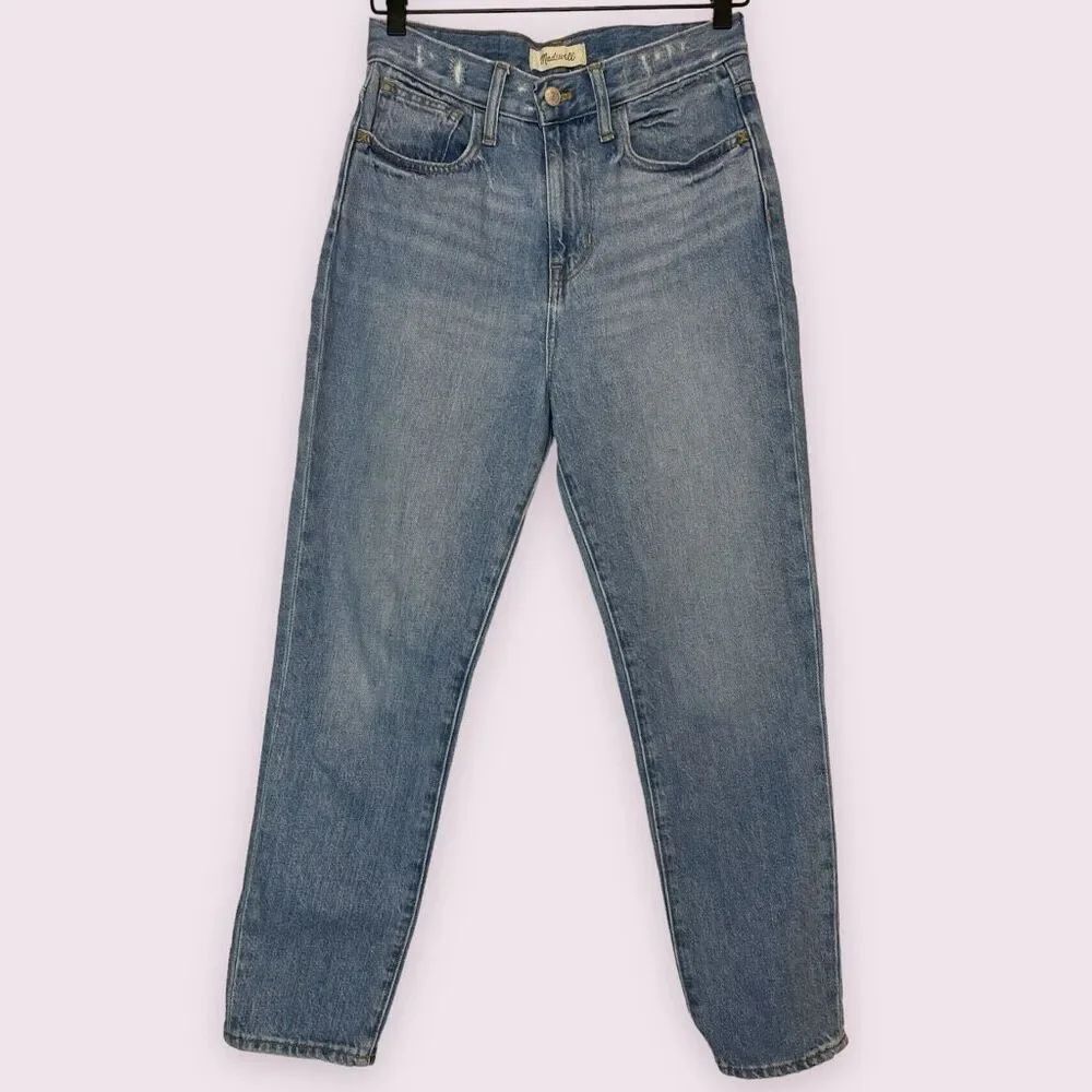 Madewell The Mom Jean in Melva 25